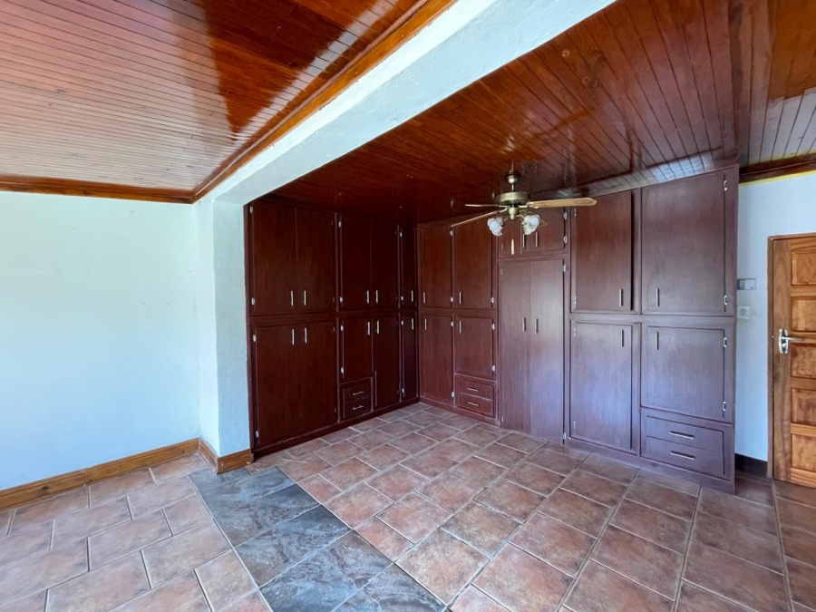4 Bedroom Property for Sale in Riebeeckstad Free State